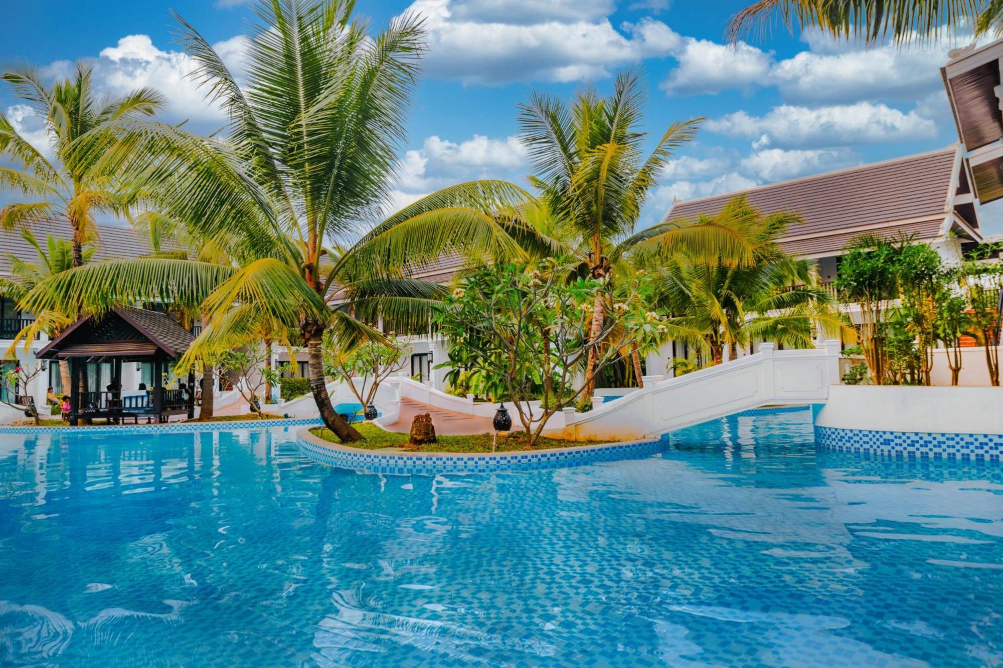 Manyo Hotel And Resort Luang Prabang Exterior photo