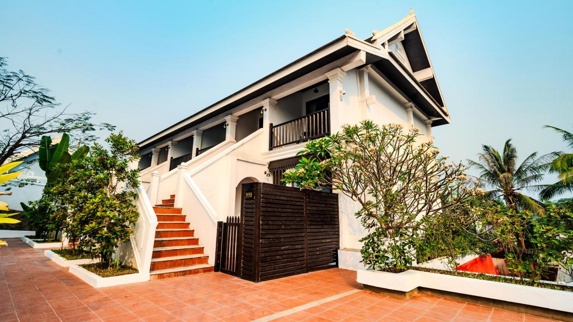 Manyo Hotel And Resort Luang Prabang Exterior photo