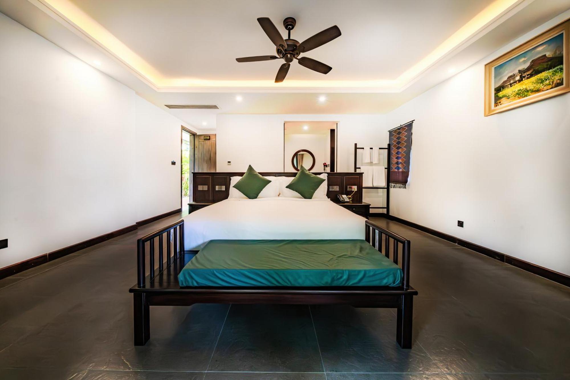Manyo Hotel And Resort Luang Prabang Exterior photo