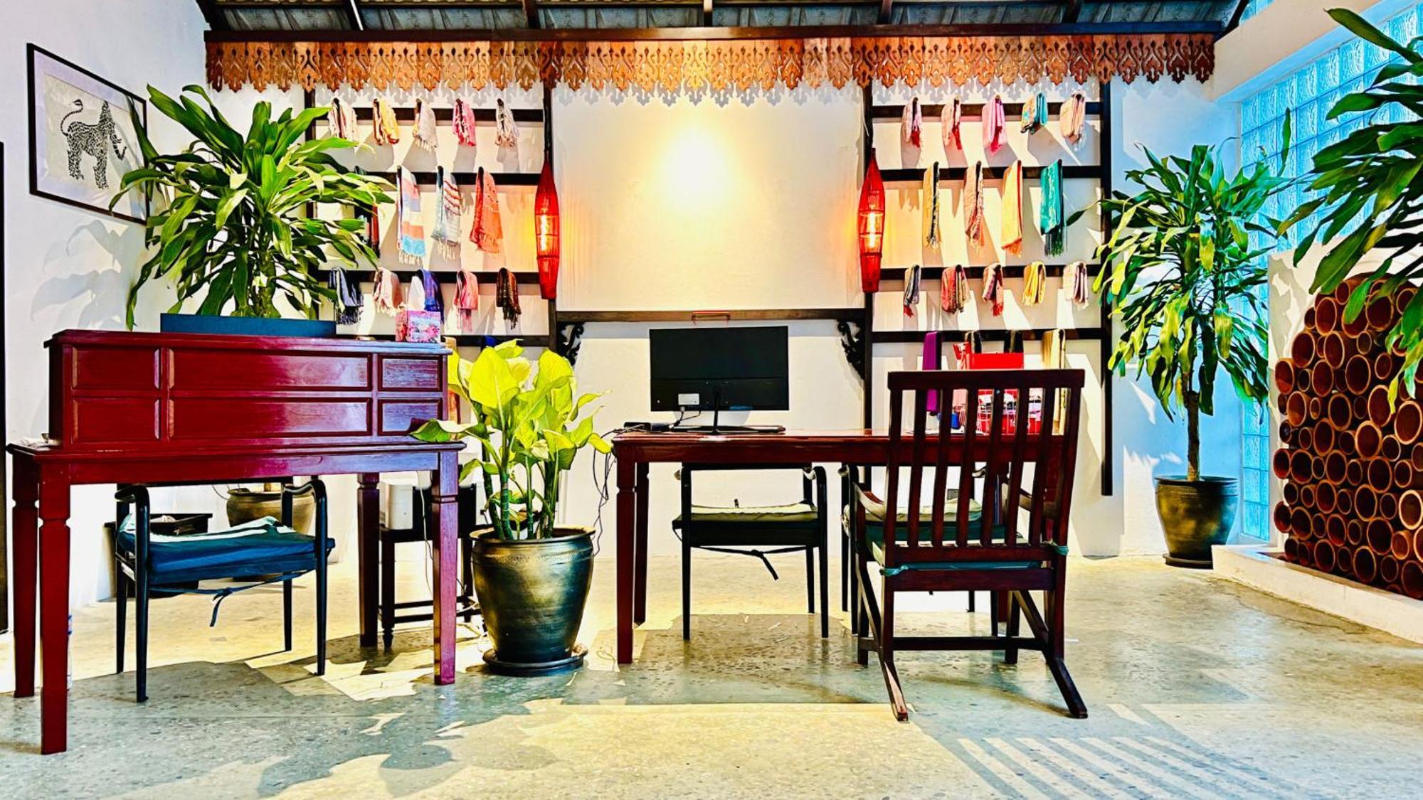 Manyo Hotel And Resort Luang Prabang Exterior photo