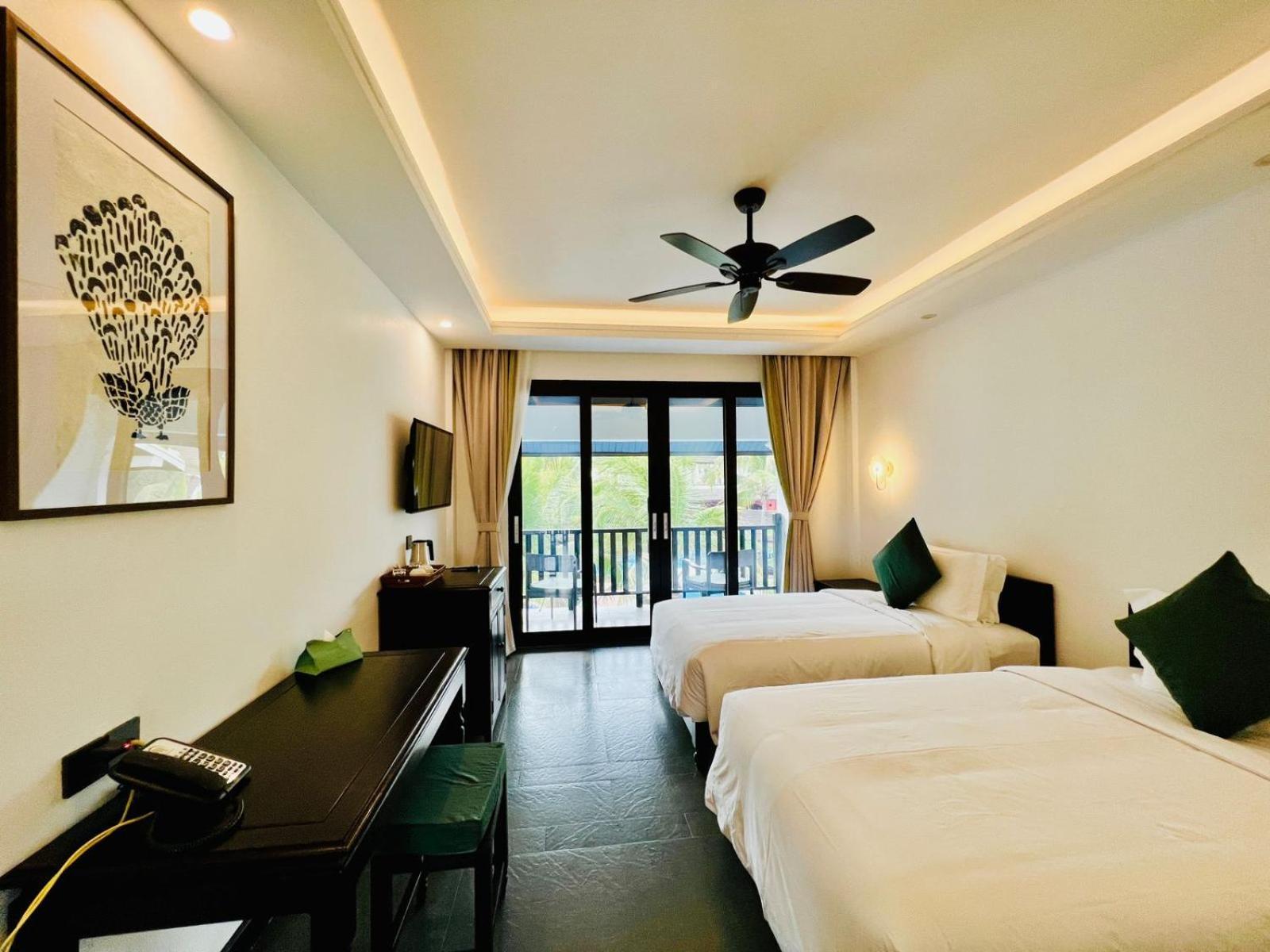 Manyo Hotel And Resort Luang Prabang Exterior photo