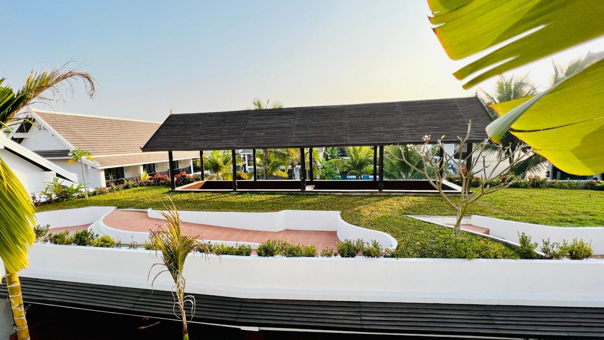 Manyo Hotel And Resort Luang Prabang Exterior photo