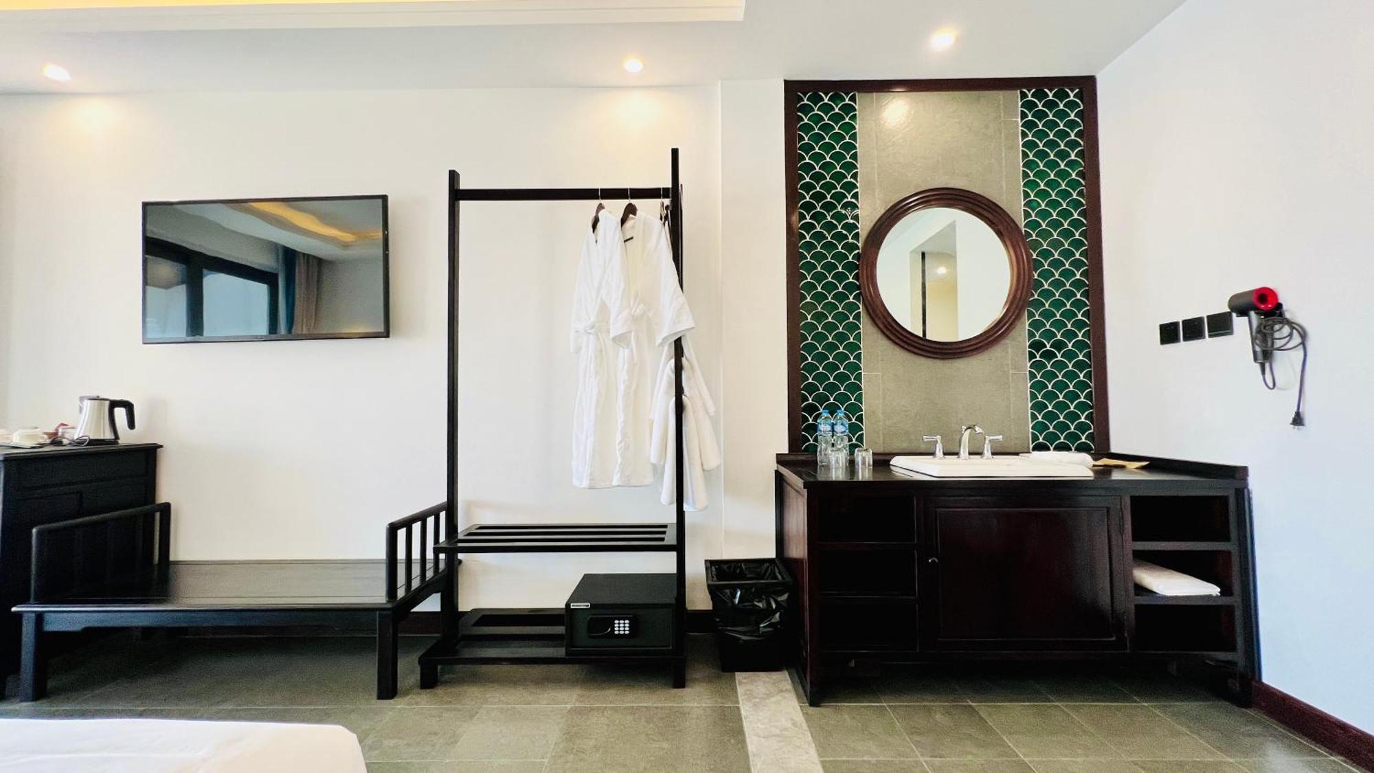 Manyo Hotel And Resort Luang Prabang Exterior photo